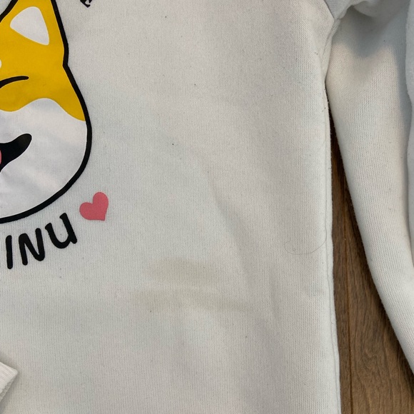 Cute Little Sponge Like Sweater - Picture 6 of 8